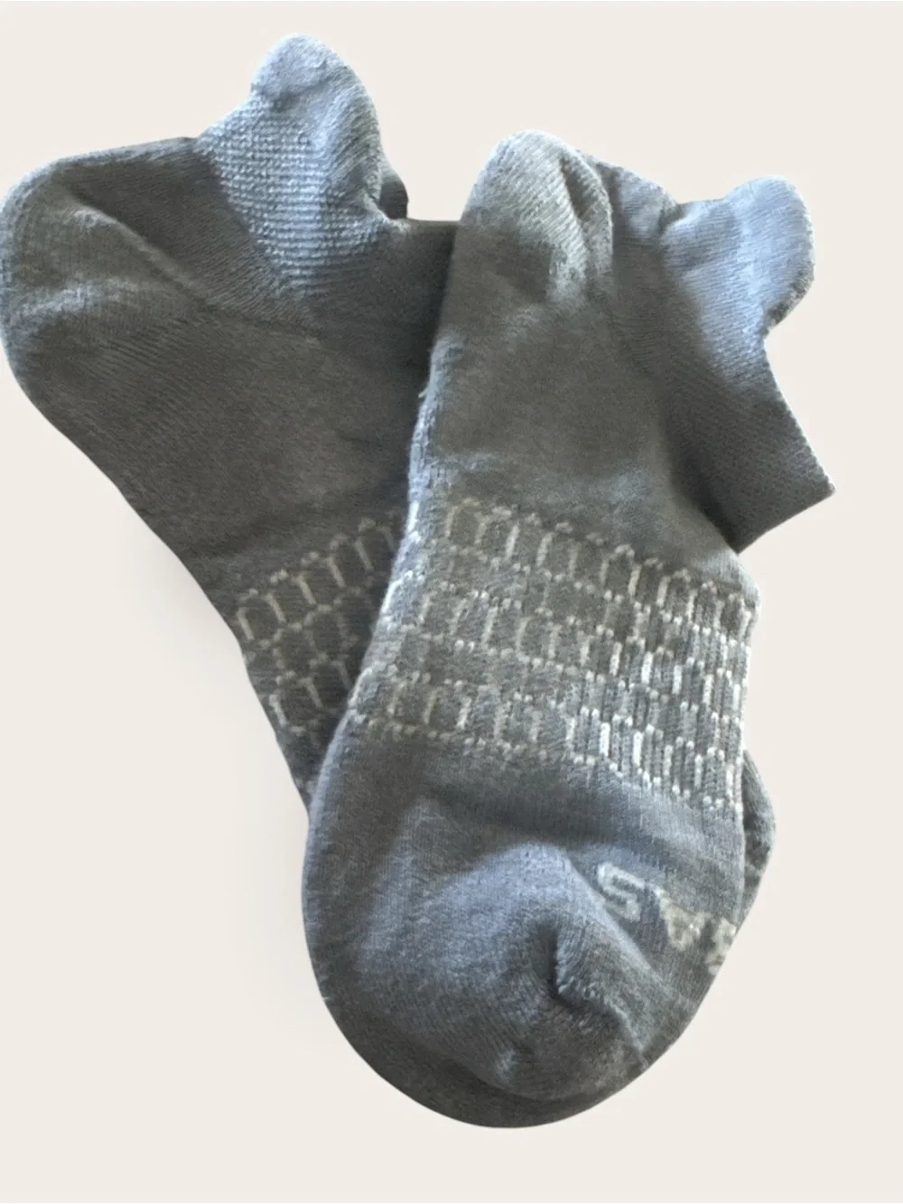 New Bombas Midweight Performance Socks Gray/pink, Gray Blue & White SZ SM 4-7.5